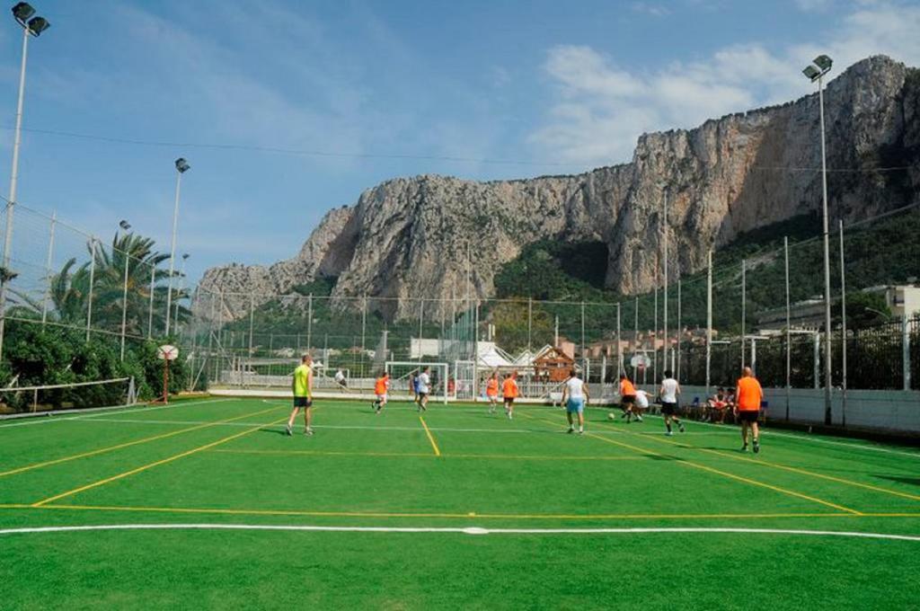 La Marsa Vacances Mondello Bagian luar foto